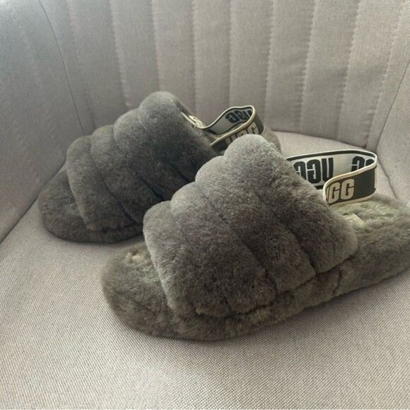 Ugg Fluff Yeah Slippers - Picture 4 of 11